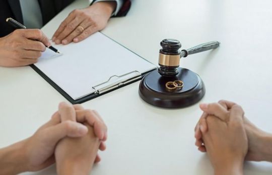 divort strainatate divort strainatate