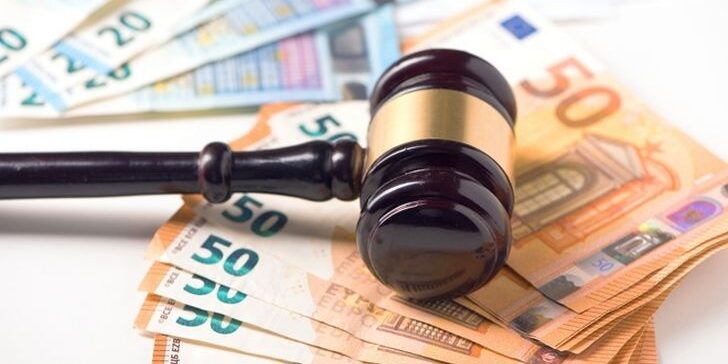 Evaziune fiscala plata prejudiciu 100.000 euro Evaziune fiscala plata prejudiciu 100.000 euro